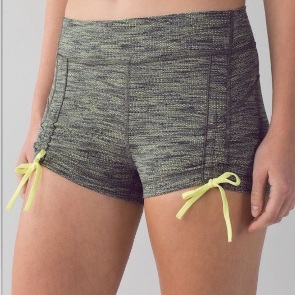 Lululemon Liberty Shorts - Picture 1 of 5